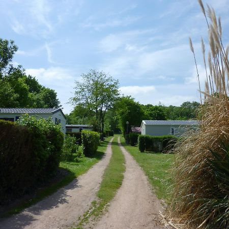 Camping Le Picardy Hotel Pinchefalise Exterior foto